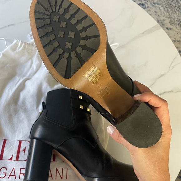 Valentino Rockstud Bootie worn 3X - Picture 6 of 9